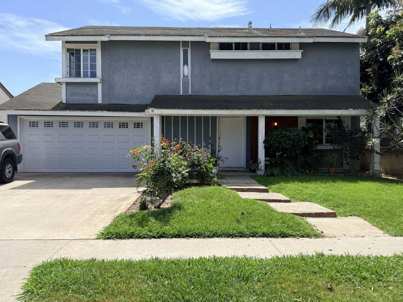 2302 W Flora St - Photo 2 of 2