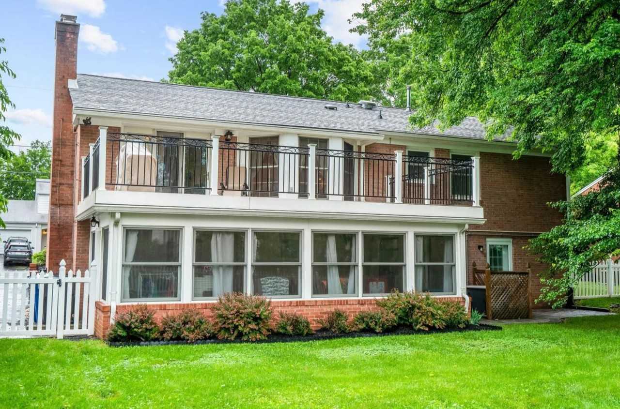 229 North St Ne - Photo 2 of 27