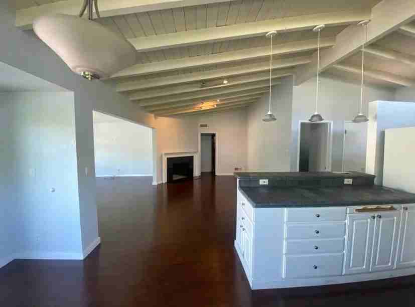 5200 E Burnett St - Photo 6 of 19