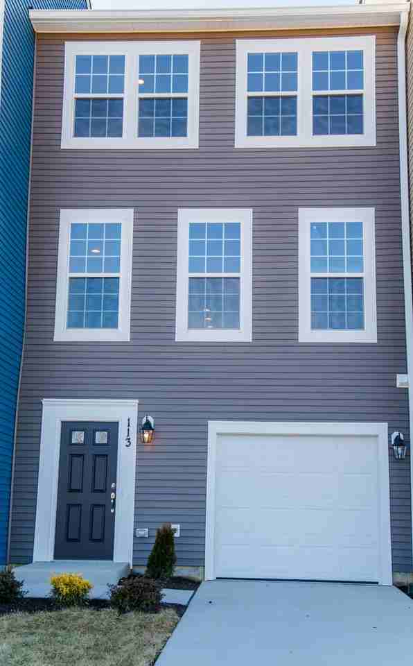 113 Oakshire Ct - Photo 2 of 9