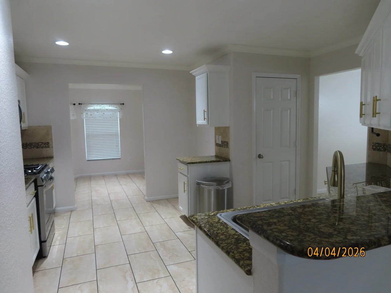 15631 S Fall Fern Cir - Photo 5 of 19