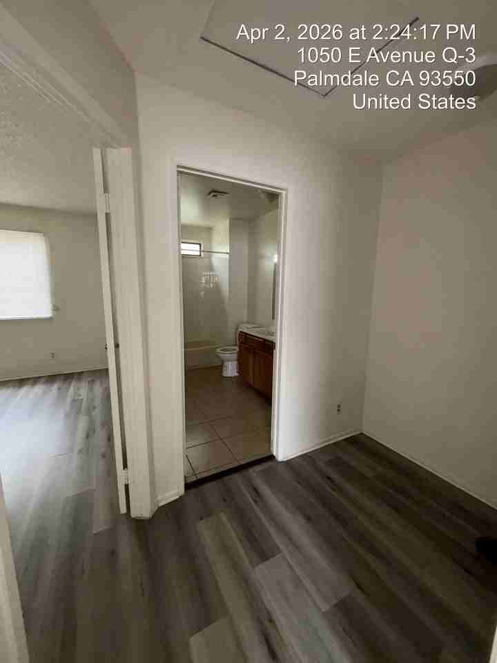 1050 E Avenue Q3 #10 - Photo 5 of 16