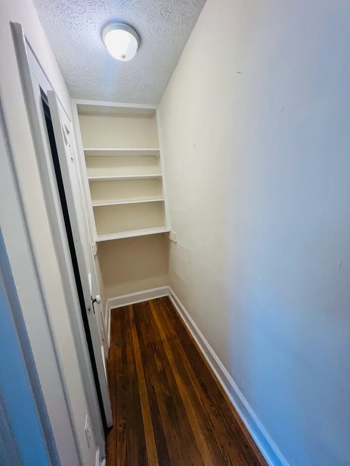 1306 7th Ave #B - Photo 5 of 14