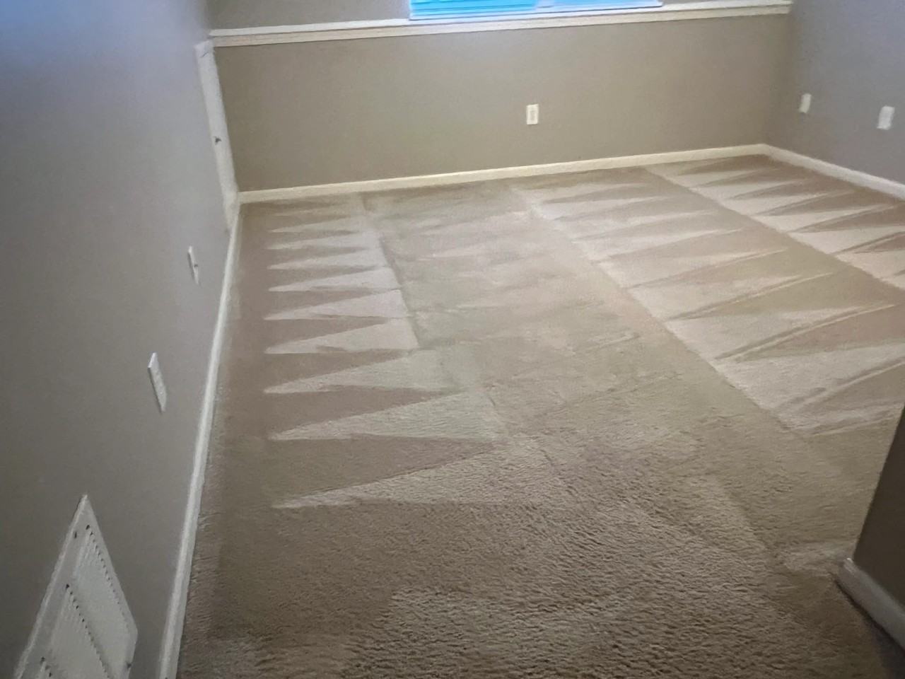 13833 Willesden Cir - Photo 2 of 21