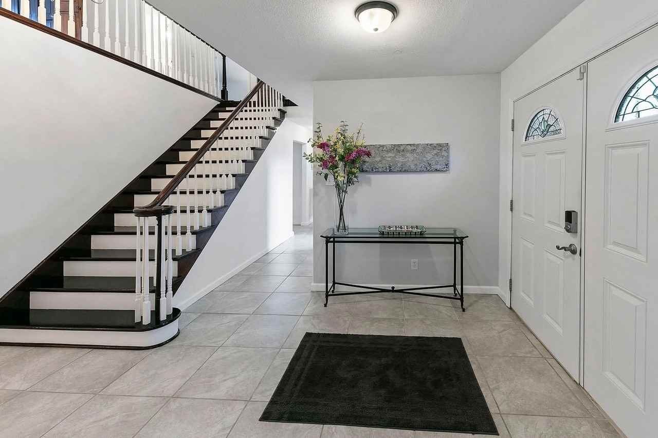 5267 Fountain Head Ln #2 - Photo 3 of 8