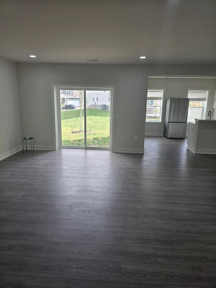 1881 Serviceberry Rd - Photo 7 of 12