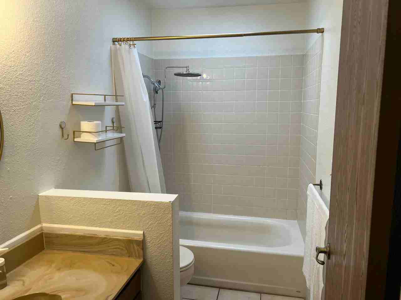 4350 N Hansa Pl - Photo 5 of 14