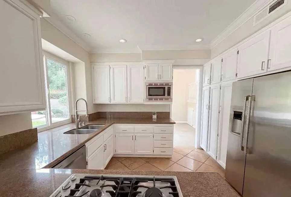 3815 San Antonio Rd - Photo 4 of 21