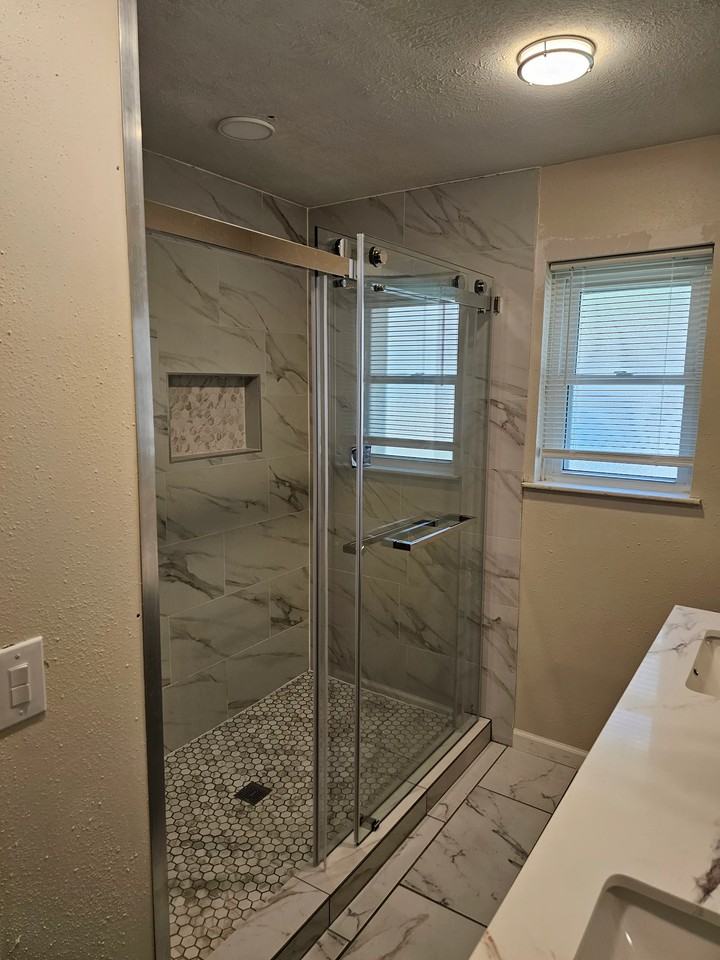 25503 Foxbriar Ln - Photo 3 of 15