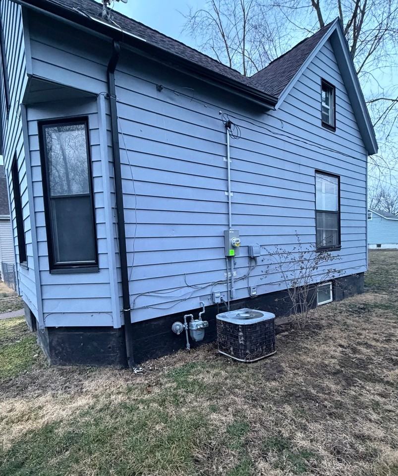 102 S 51st St - Photo 5 of 20