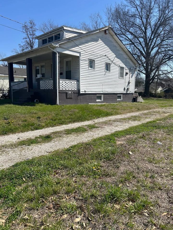 5324 Hamilton Ave - Photo 3 of 20