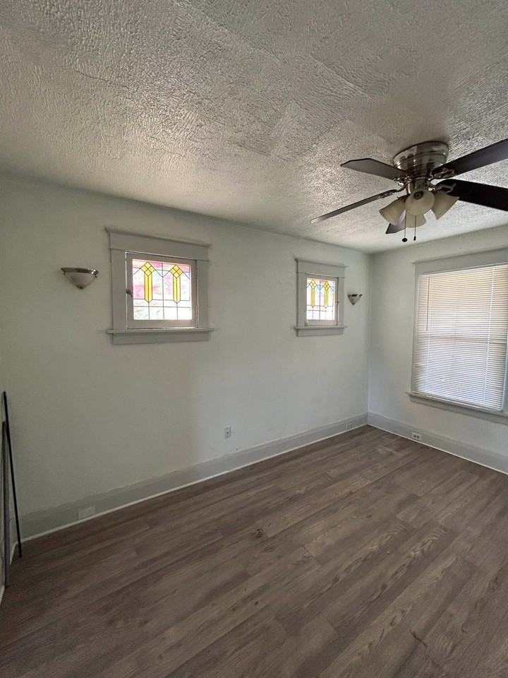 5324 Hamilton Ave - Photo 6 of 20