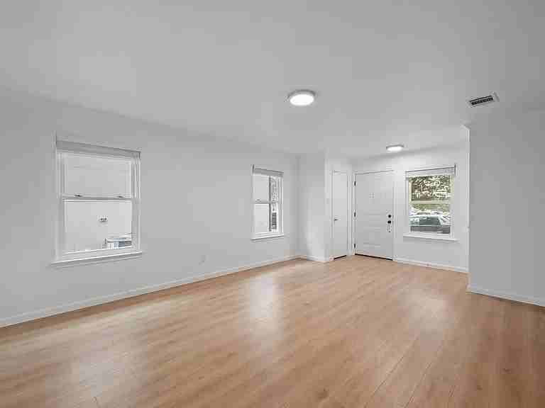 12016 Plains Valley Dr - Photo 5 of 10