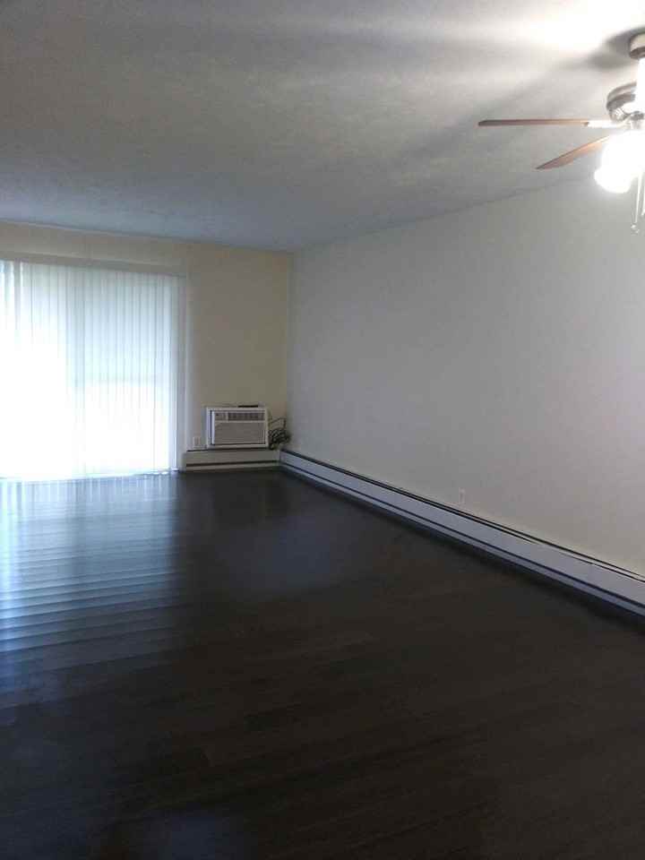 Riverside Terrace Apartments - Photo 3 of 12