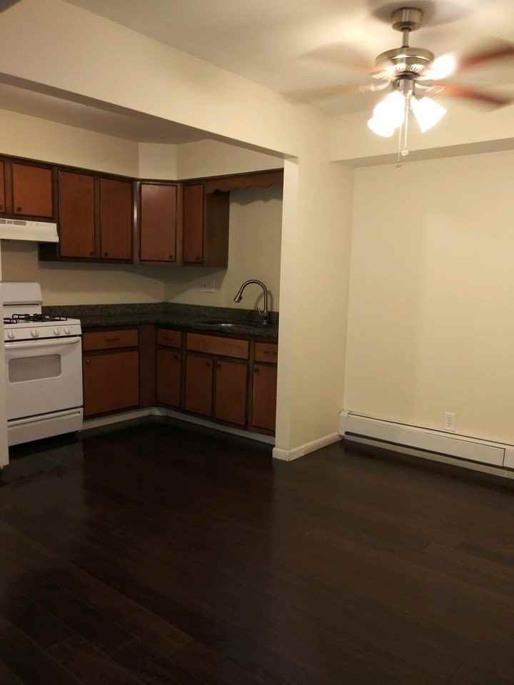 Riverside Terrace Apartments - Photo 5 of 12