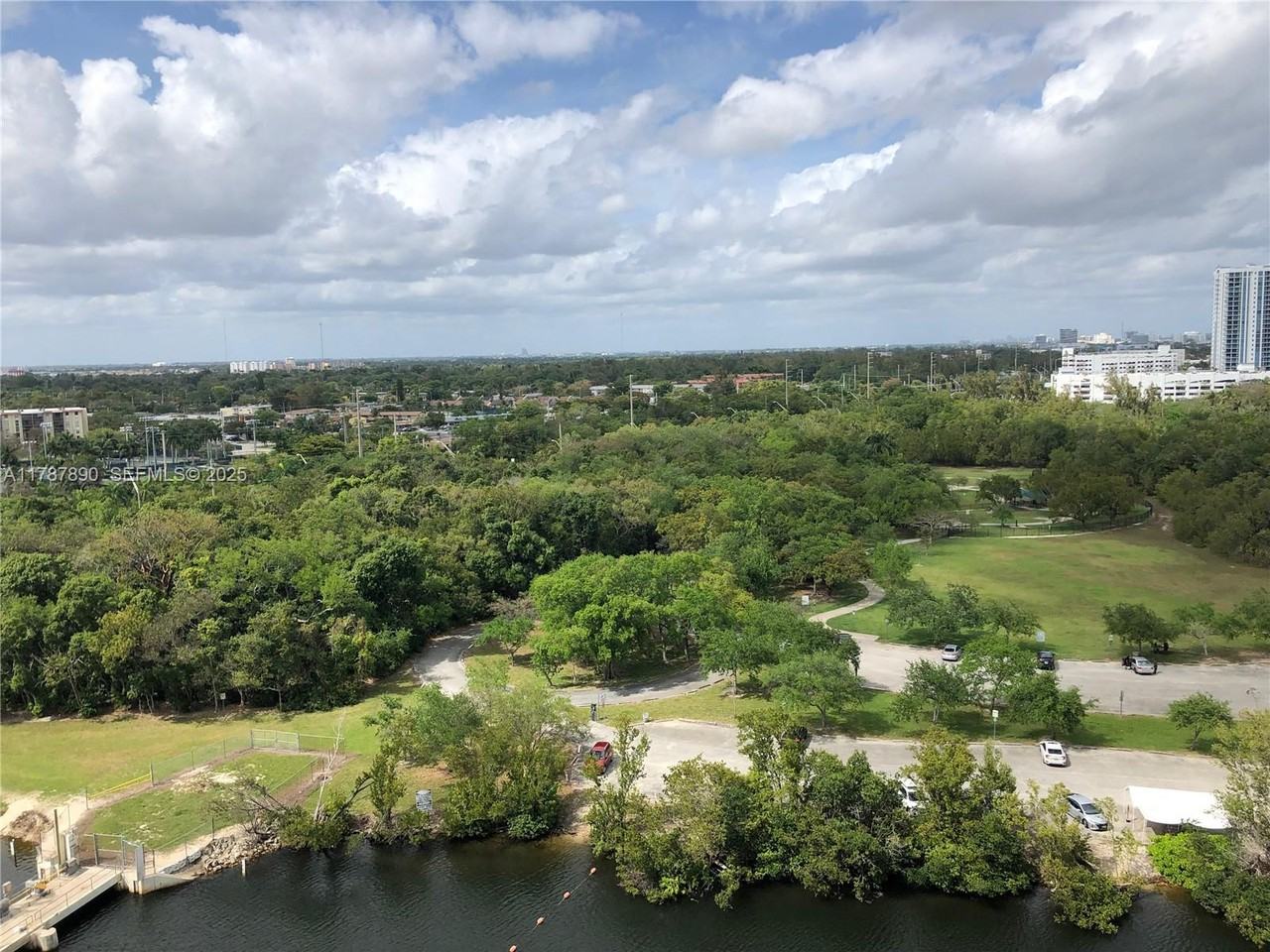 16385 Biscayne Boulevard #1205 - Photo 5 of 56