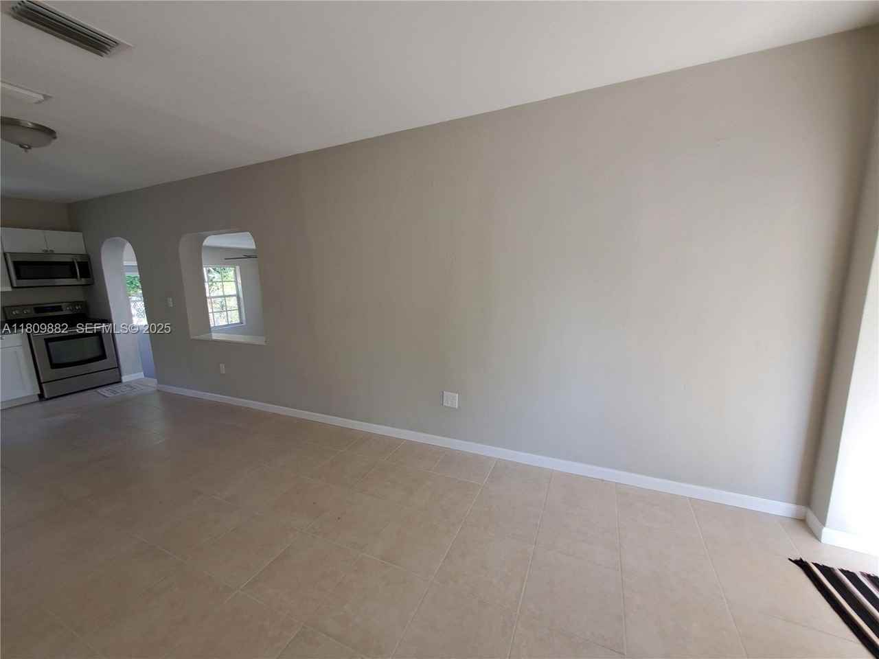 70 Northwest 33rd Street - Photo 3 of 48