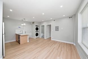 2158 W 21st St #12 - Photo 1 of 1