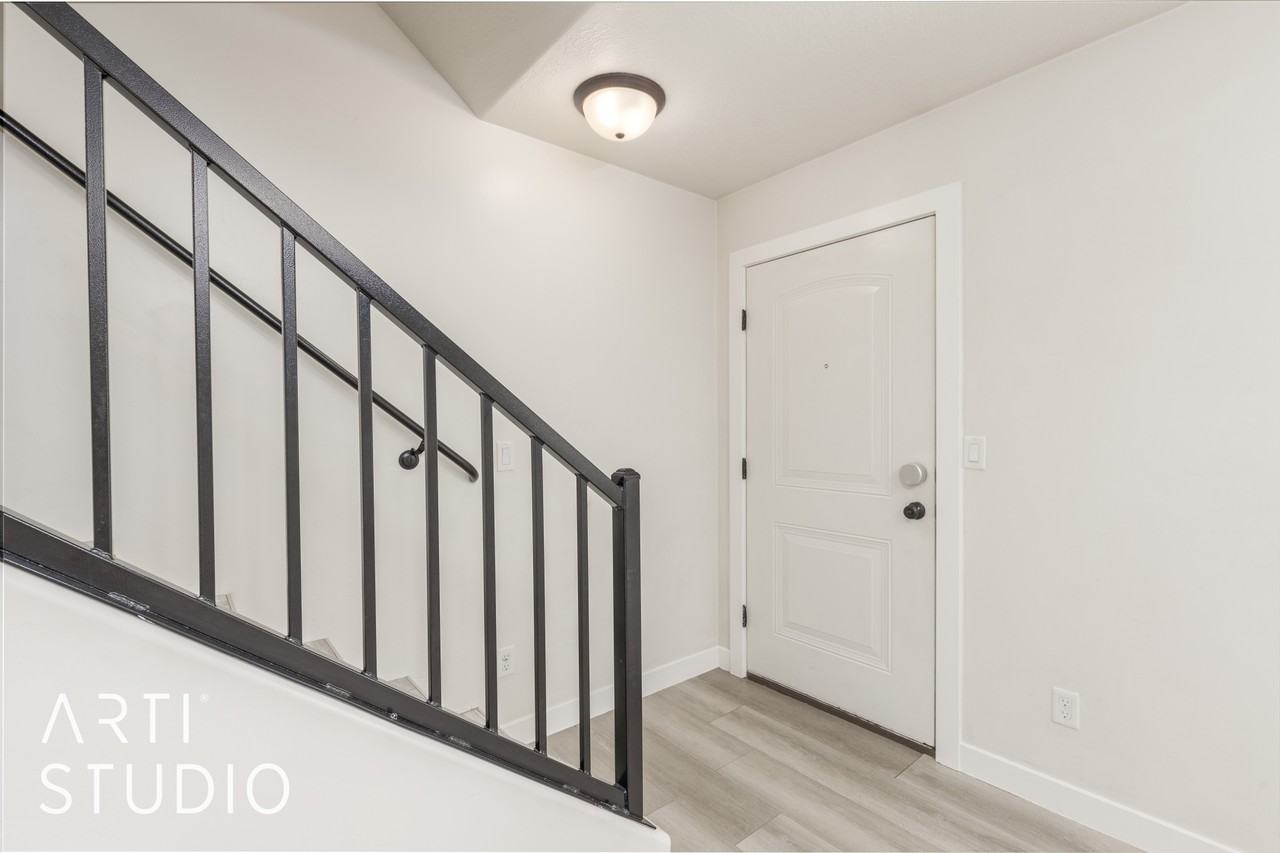 2801 E 450 N #326 - Photo 2 of 18