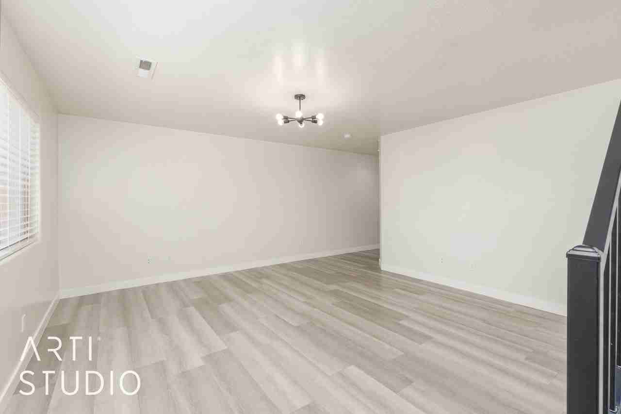 2801 E 450 N #326 - Photo 4 of 18