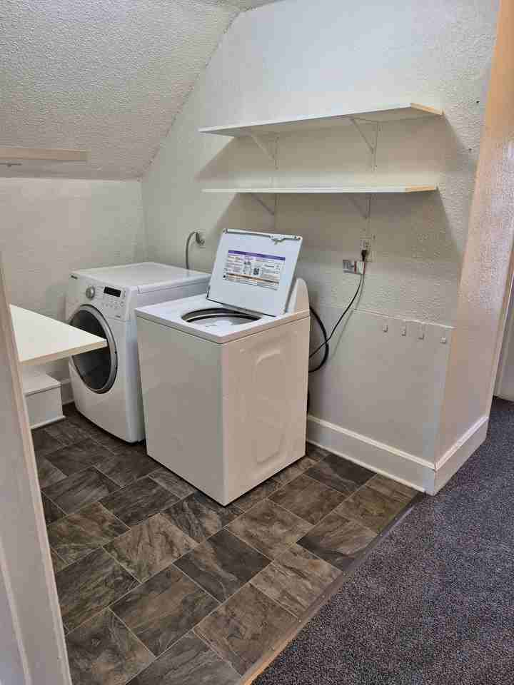 314 3rd Ave N #1 - Photo 7 of 9