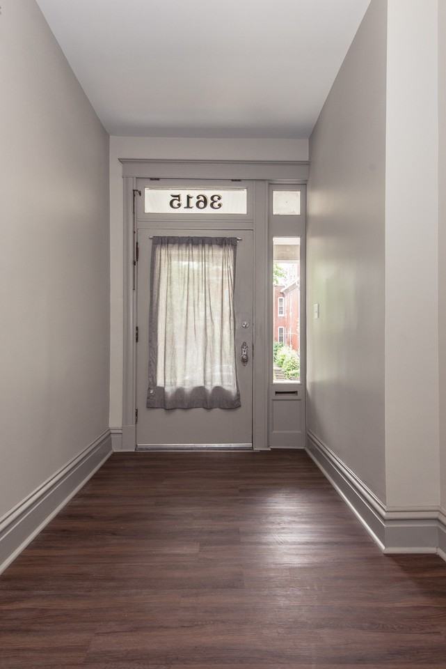 3615 Humphrey St #1st - Photo 3 of 15