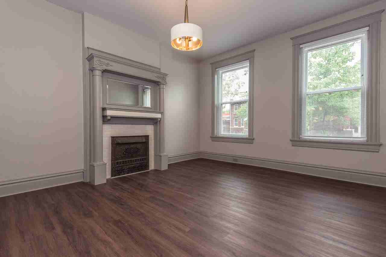 3615 Humphrey St #1st - Photo 5 of 15