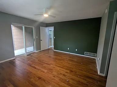 6241 Willow Ln - Photo 4 of 15