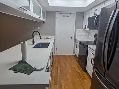 6241 Willow Ln - Photo 5 of 15