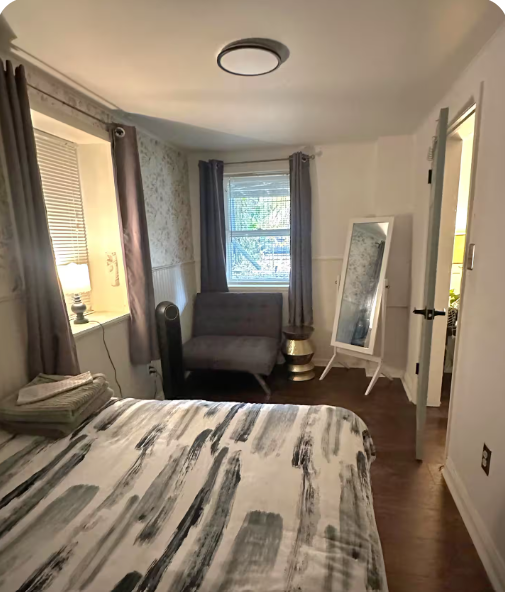 4038 N Drake Ave #B - Photo 5 of 17