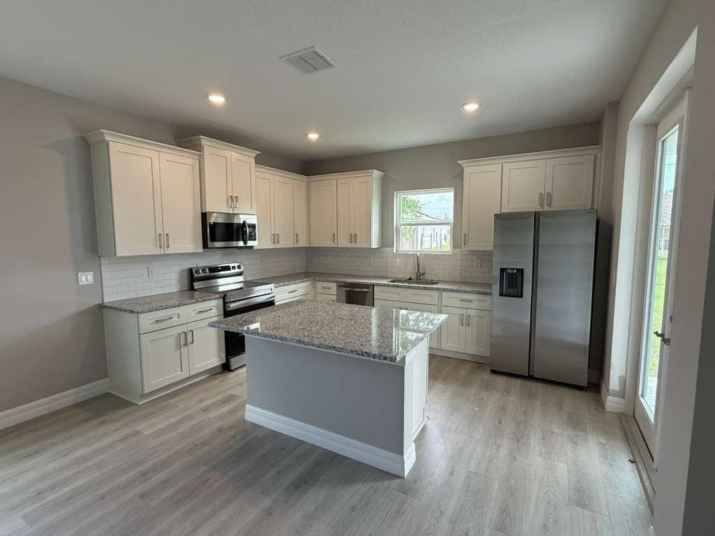 438 Awin Cir Se #NA - Photo 5 of 18