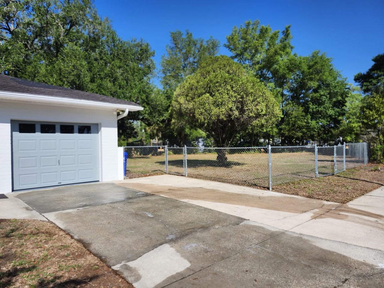 537 S Clayton Ave #NA - Photo 3 of 31