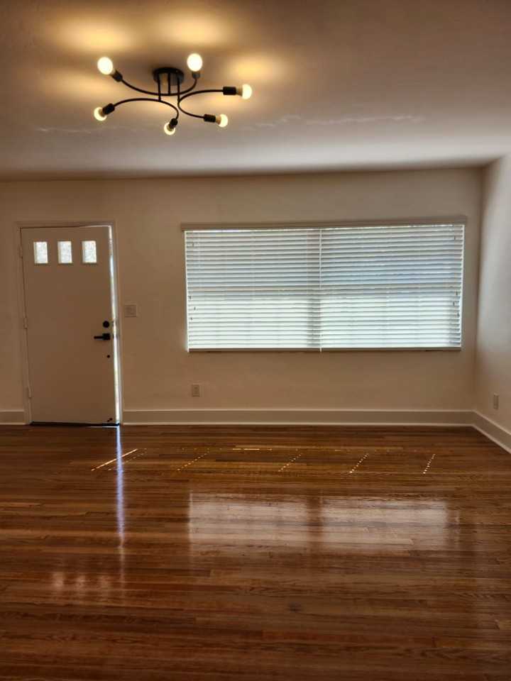 537 S Clayton Ave #NA - Photo 6 of 31