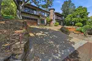 featured image of 158 Los Robles Dr #NA