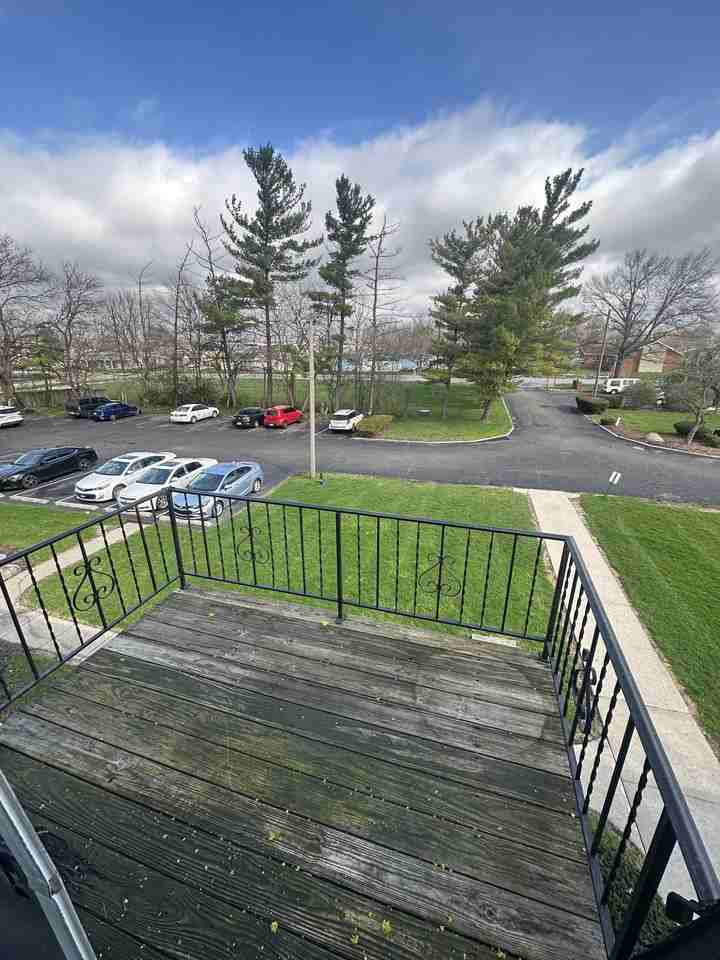 701 Kensard Ct #B9 - Photo 2 of 11