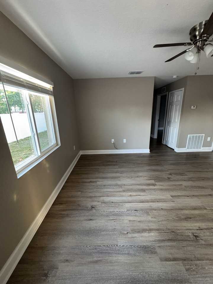 1149 Sycamore St #1149 - Photo 3 of 15