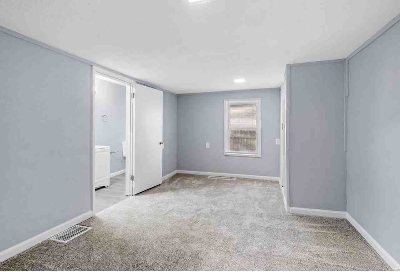 135 E Acton Ave #NA - Photo 5 of 23