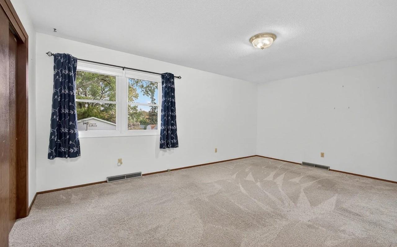 1203 Sunrise Cir #NA - Photo 3 of 21