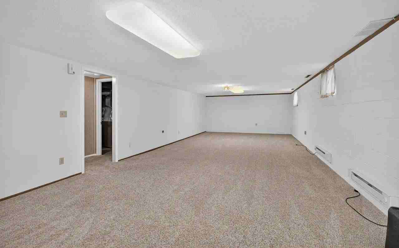 1203 Sunrise Cir #NA - Photo 5 of 21