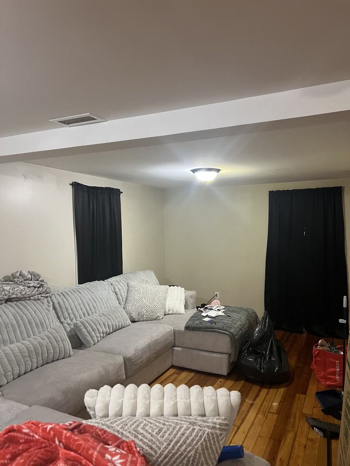 1144 Park St #TOP - Photo 2 of 7