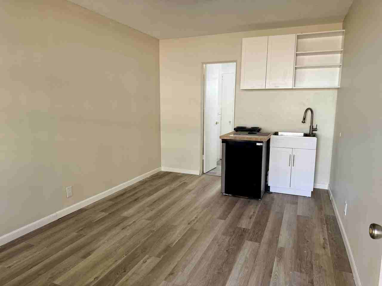 217 Sw 11th Ct - Photo 4 of 7