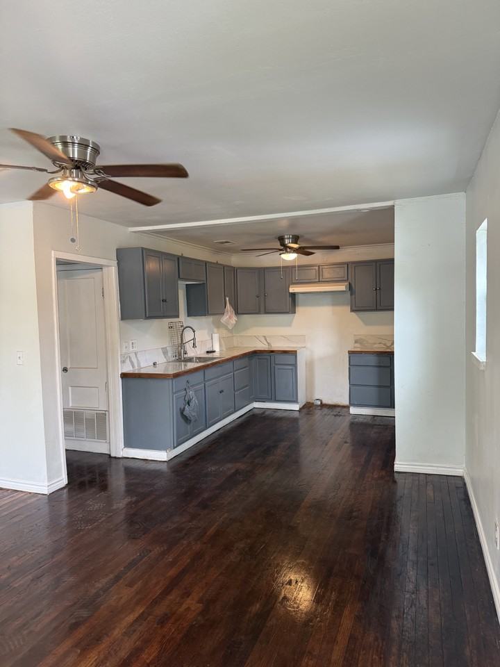 1521 Byrd Dr #NA - Photo 4 of 15