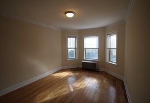 2320 W Granville Ave #3 - Photo 1 of 1