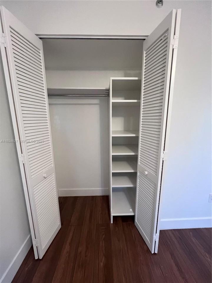 1834 Brickell Avenue #32 - Photo 7 of 28