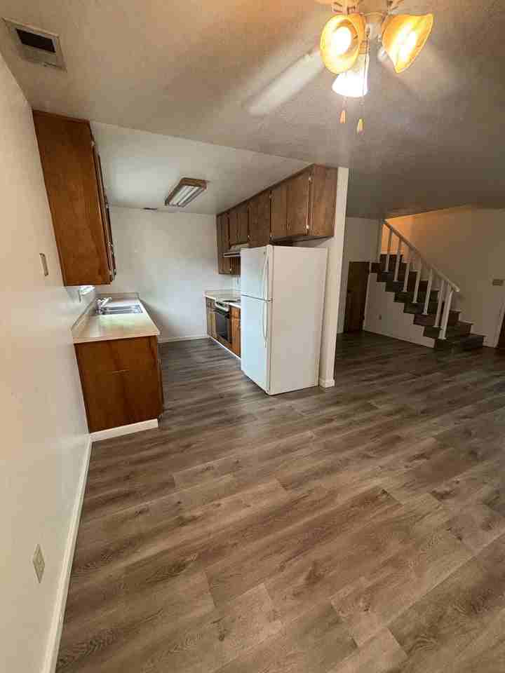 410 Pine St #1 - Photo 2 of 11