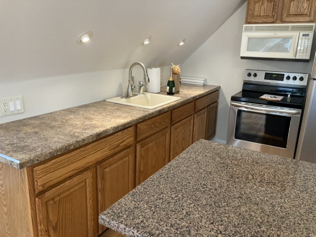 26 Staba Dr #NA - Photo 2 of 11