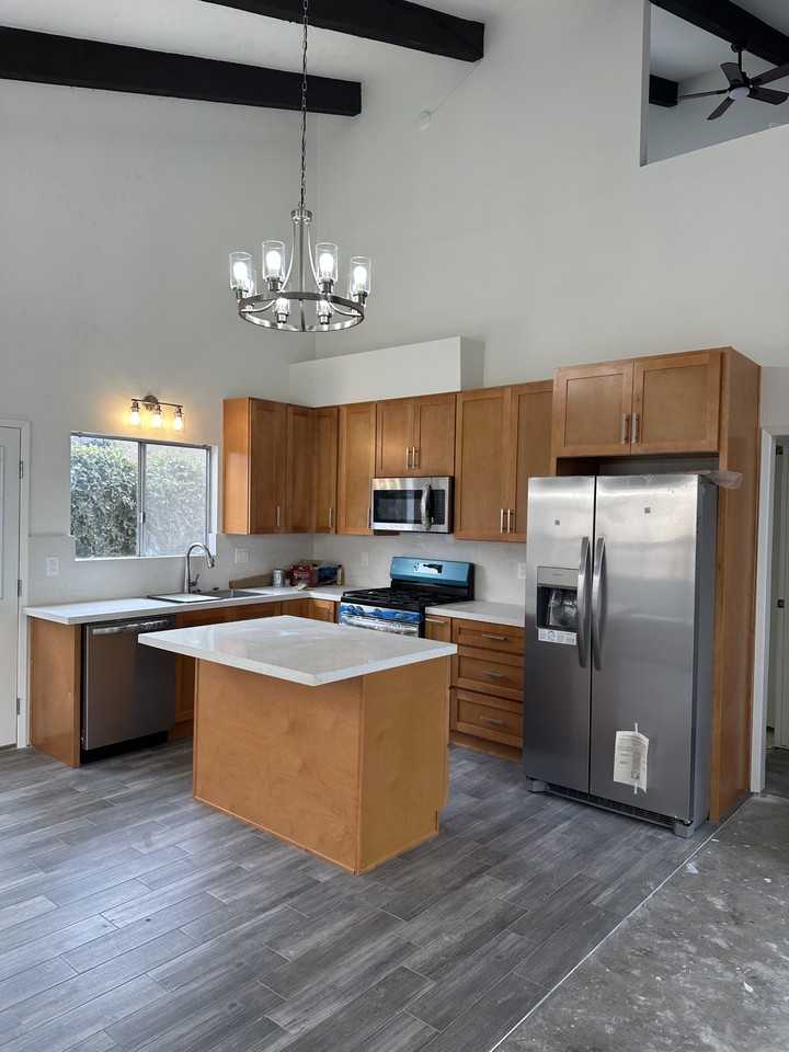 719 N M St #2 - Photo 2 of 19