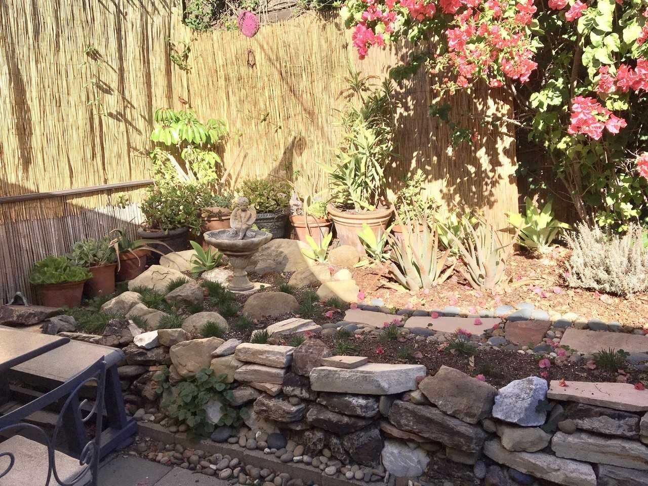 2879 Exeter Pl #1 - Photo 3 of 25