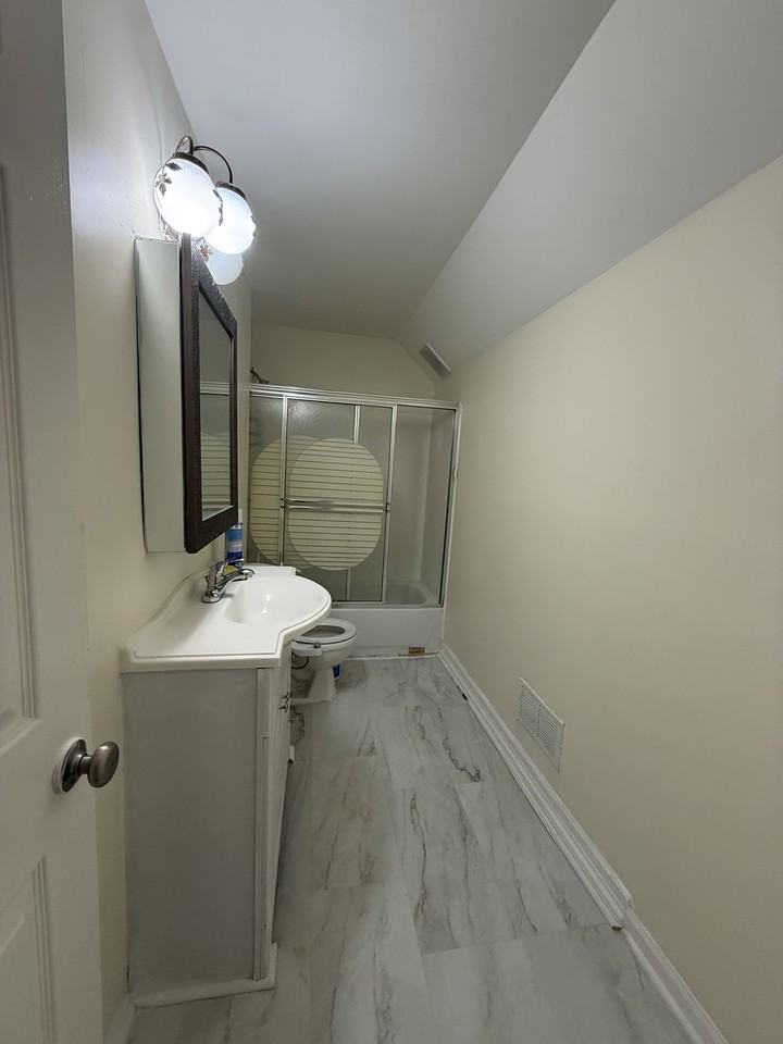 16 East Ct #NA - Photo 7 of 16