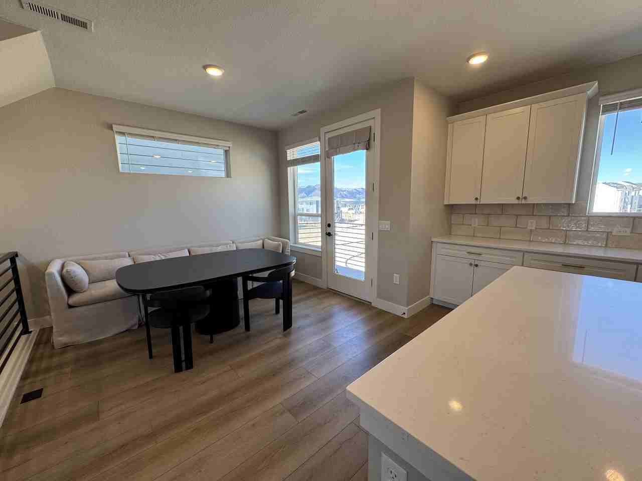 2123 Arikaree Hts #NA - Photo 5 of 22